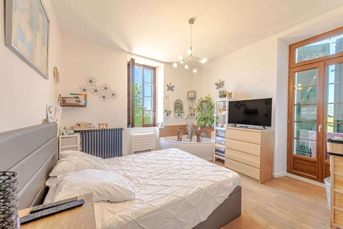 Maison à DRAGUIGNAN