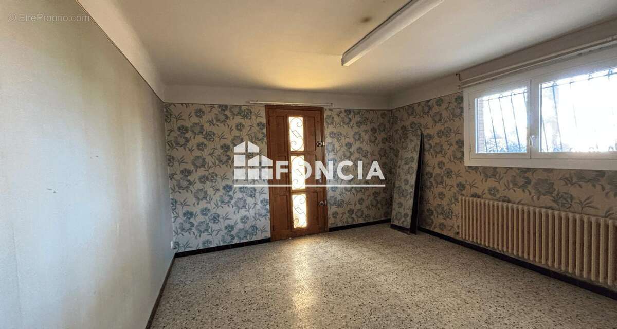 Maison à BAGNOLS-SUR-CEZE