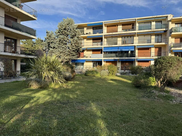 Appartement à AIX-EN-PROVENCE