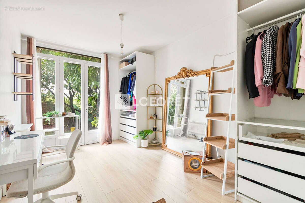 Appartement à SURESNES