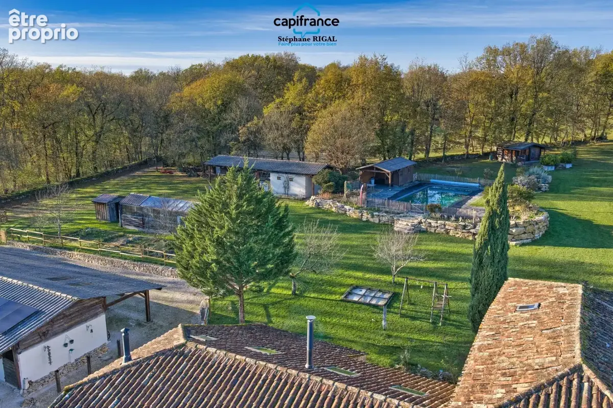 Propriété à vendre 8 pièces, propriété de 220m2 chalet - boxes à chevaux - dépendances sur 7ha de terrain - photo 27