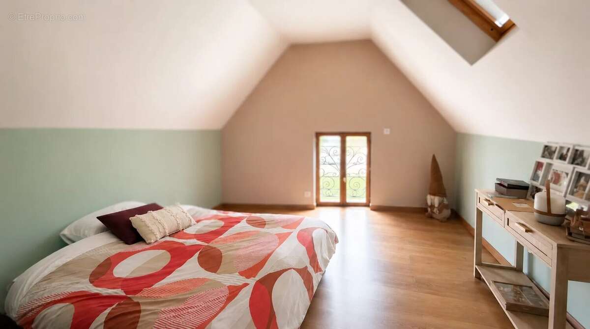 Maison à MASNY