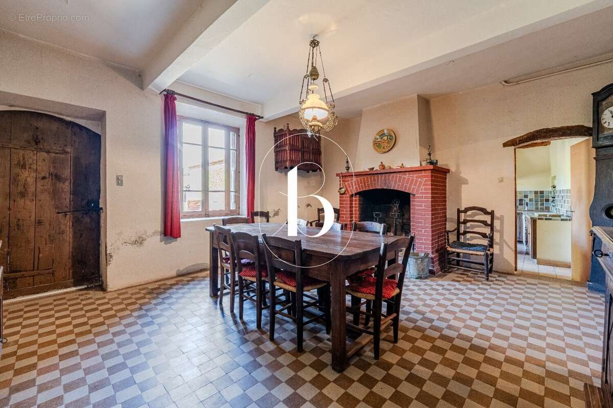 Maison à GOUDARGUES