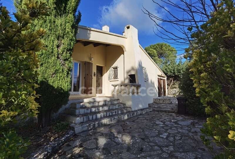 Dpt Gard (30), à vendre Proche Uzès 10mn, maison P4, grand terrain paysagé, piscinable de 1620m2 - photo 21