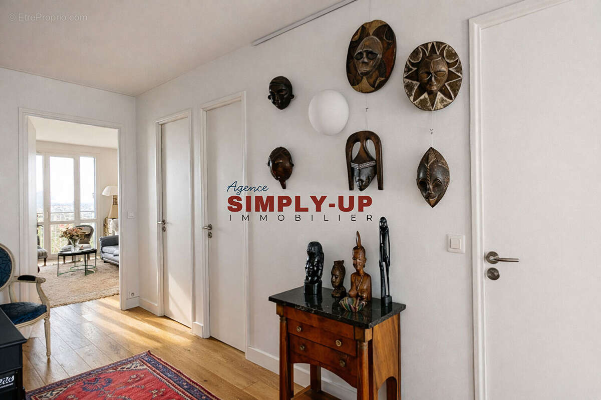 Appartement à PARIS-20E