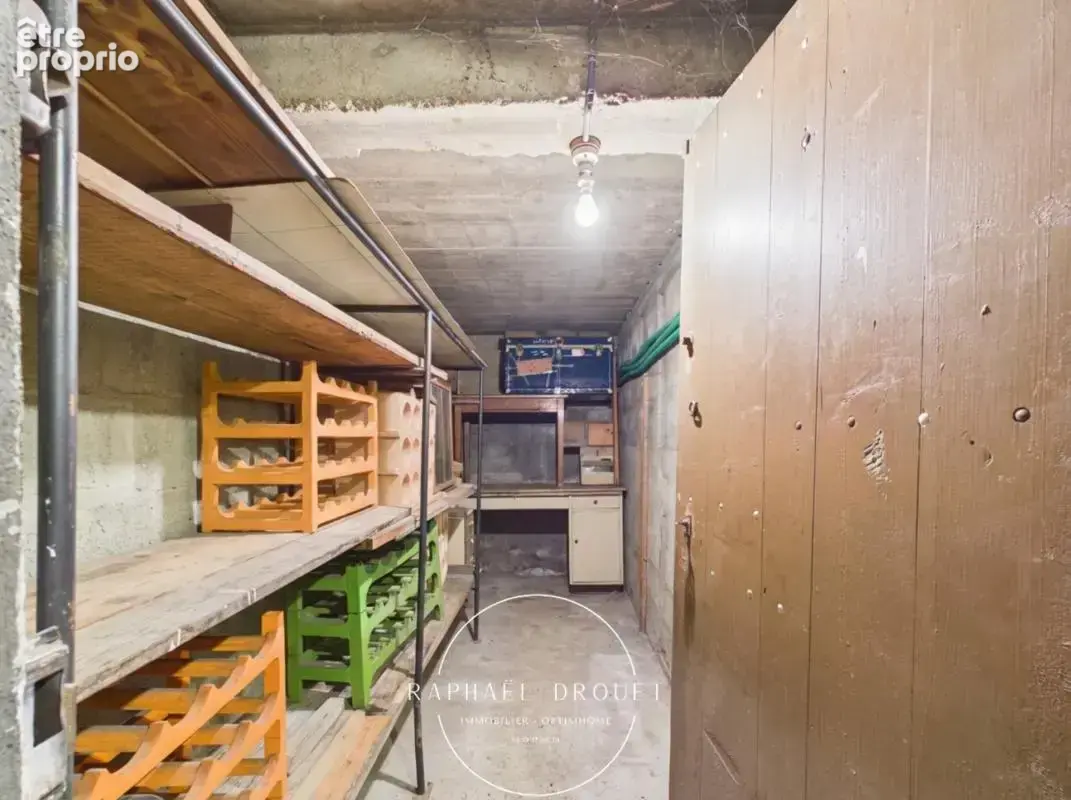 Lyon 8 – 95 m² au dernier étage, balcon et cave - photo 17