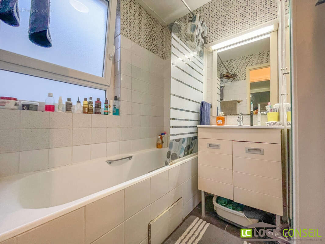 Appartement à MONTROUGE