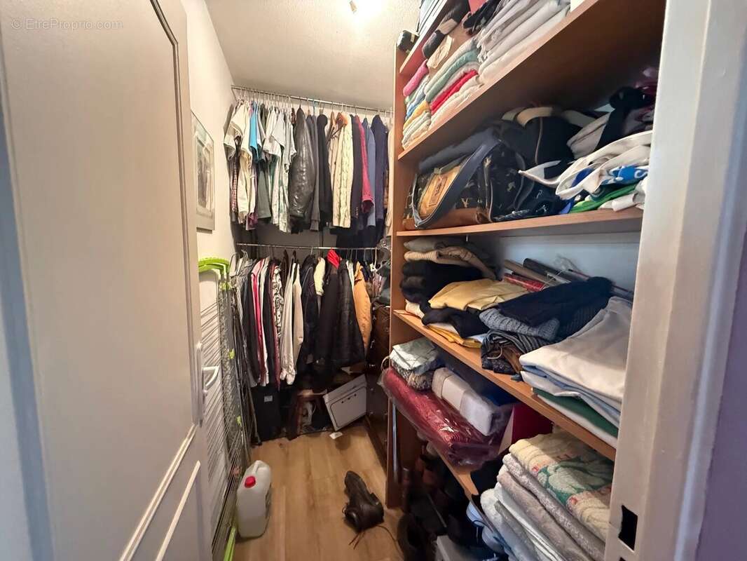 Appartement à MARSEILLE-12E