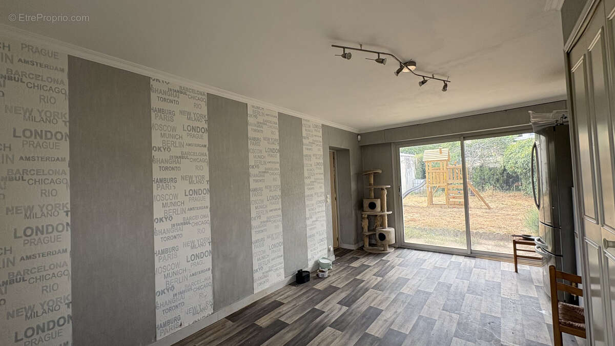 Agréable maison 8 pieces avec jardin et garage individuel - photo 8