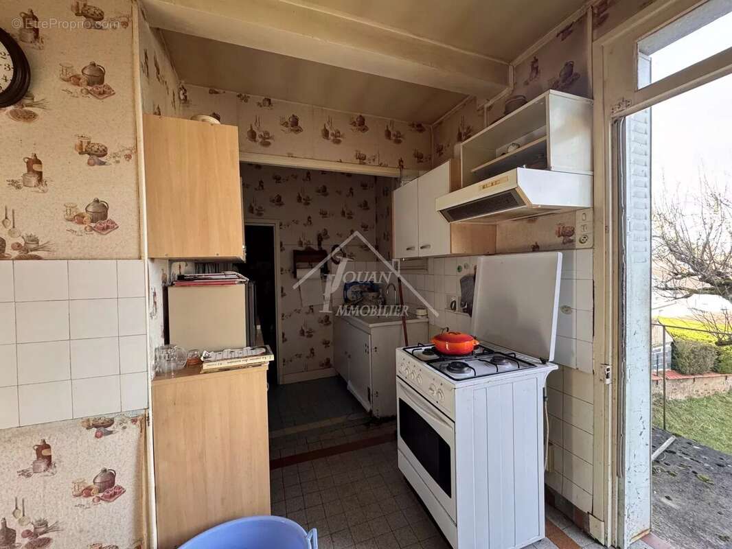 Maison à DOMPIERRE-SUR-BESBRE