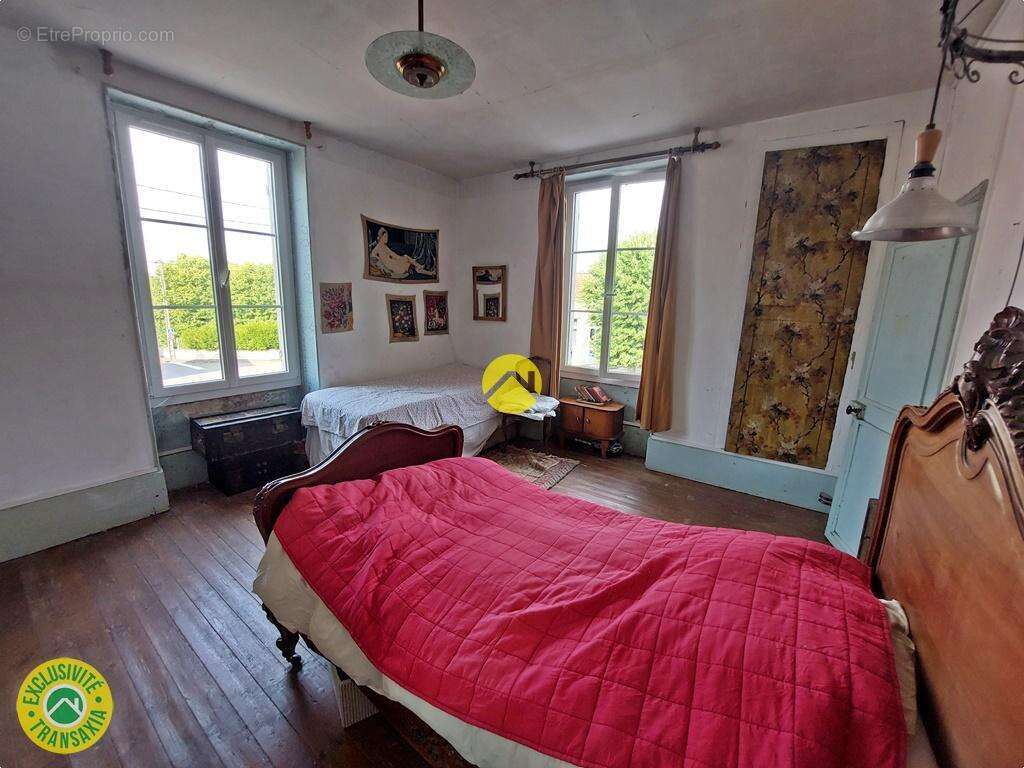 Maison avec cour et jardin - photo 17