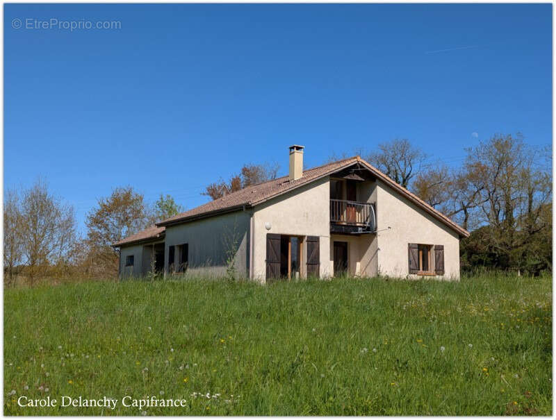 Maison à vendre à Lannux, 3 chambres, Terrain 3535 m²,DPE C - photo 2