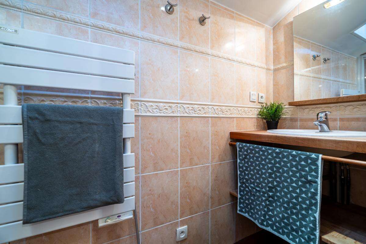 Maison à TASSIN-LA-DEMI-LUNE