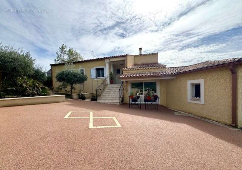 Maison à SAINT-CHRISTOL-LES-ALES