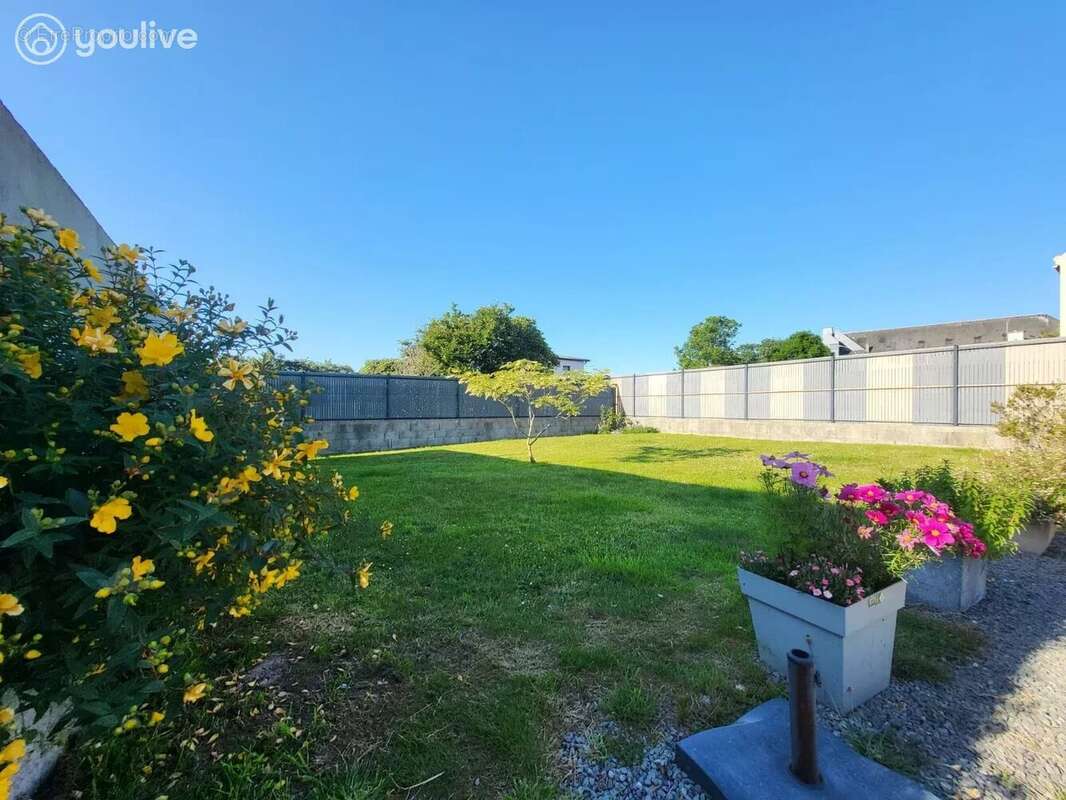 Maison à PLOUGUERNEAU