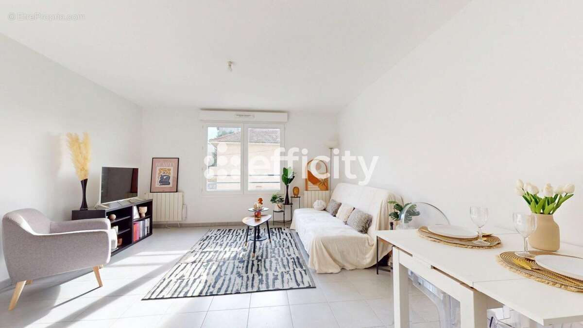 Appartement à LYON-8E