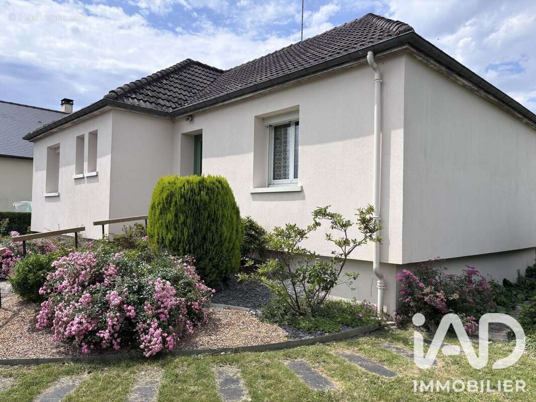 Maison 75 m² à Ernee  - photo 6