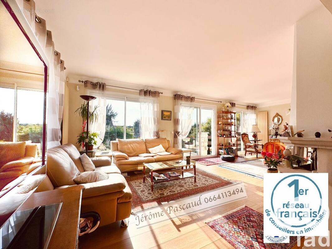 Photo 1 - Maison à RUEIL-MALMAISON