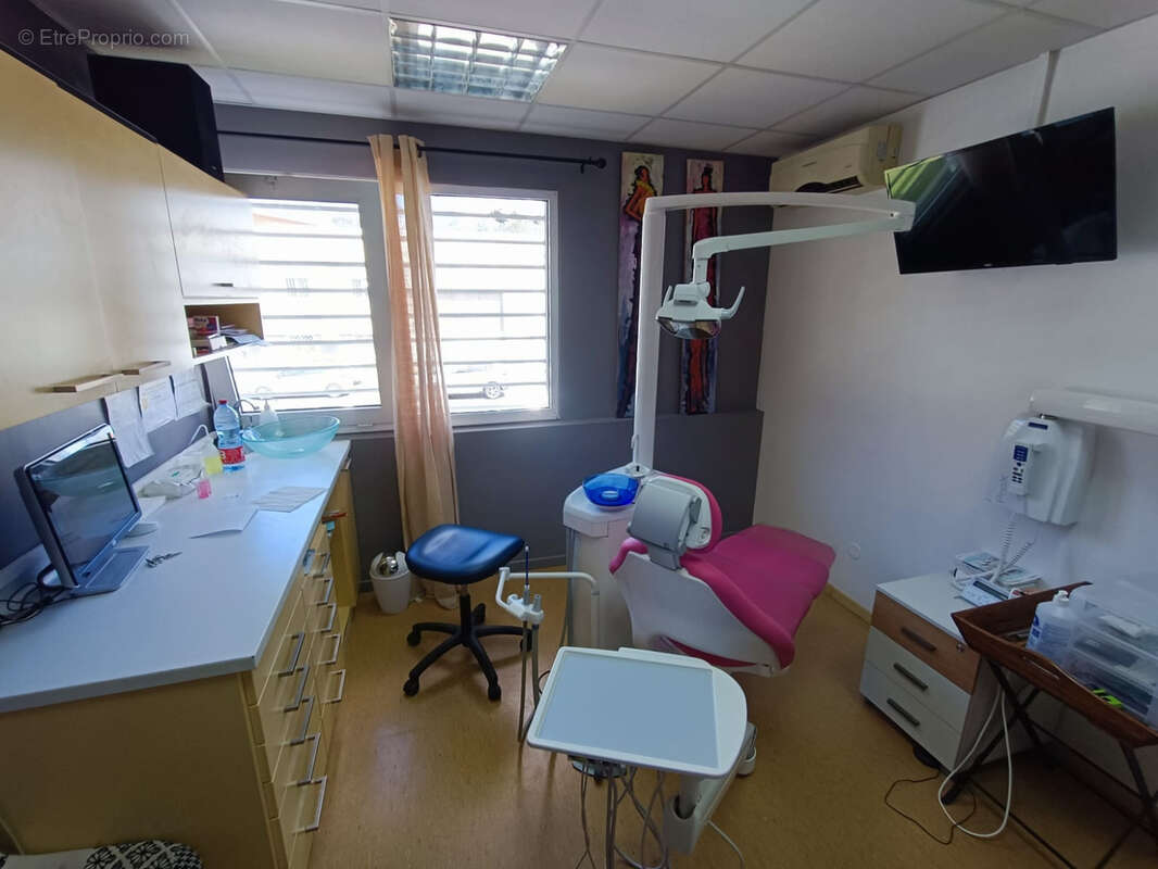 Commerce à FORT-DE-FRANCE