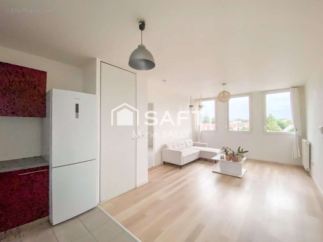 Photo 3 - Appartement à SAINTE-GENEVIEVE-DES-BOIS