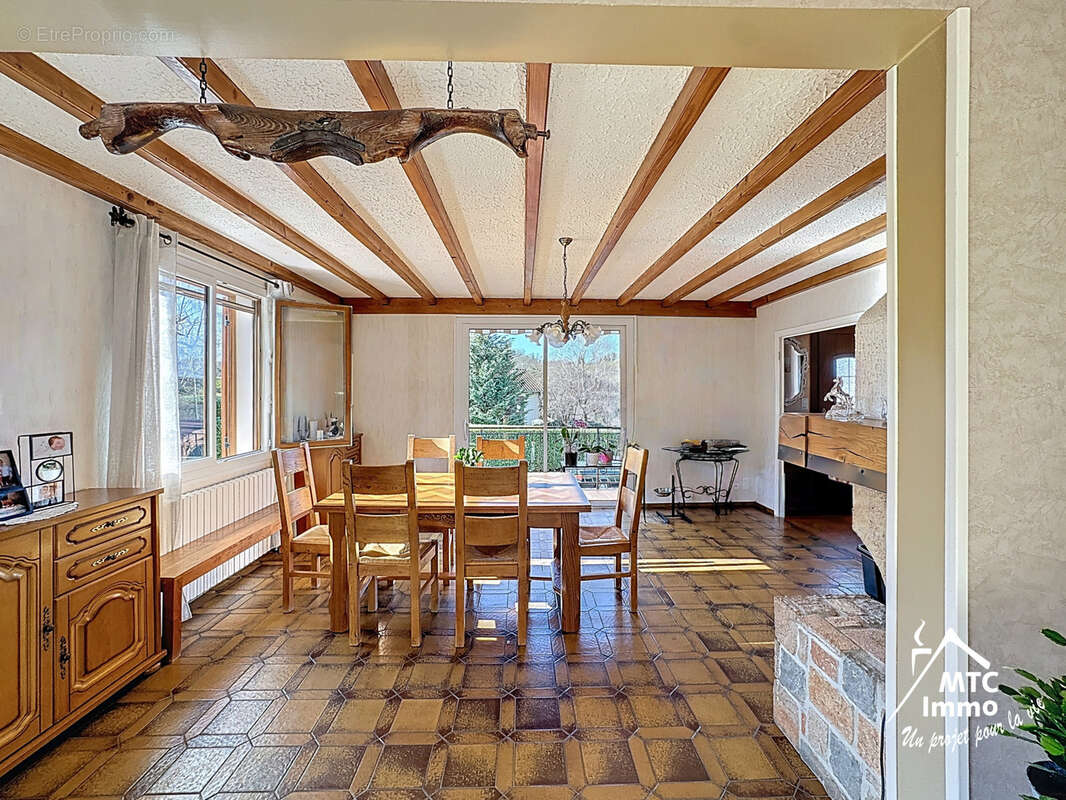 Maison à MORAS