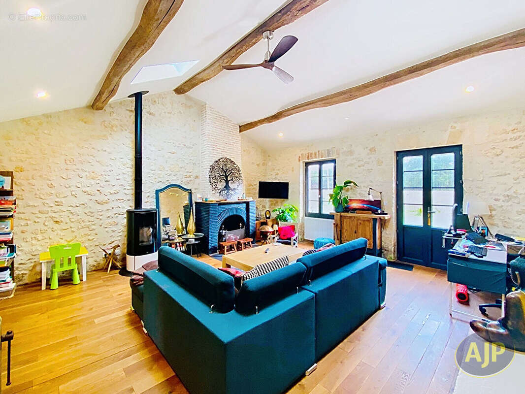Maison à GAILLAN-EN-MEDOC