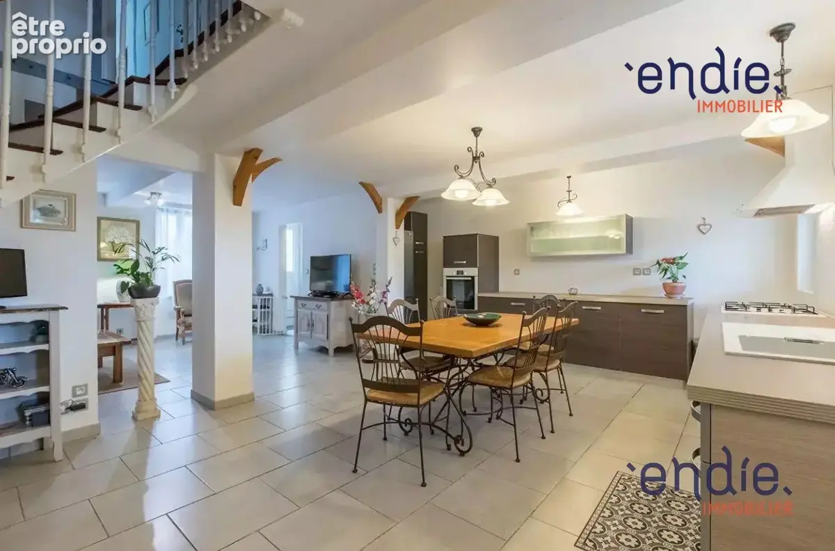 Maison 5 pièces 104 m² à vendre à Hagetmau (40700) - photo 4