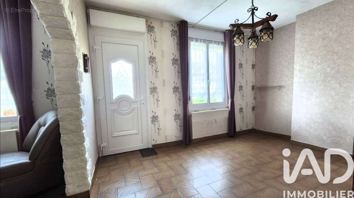 Photo 3 - Maison à ISBERGUES