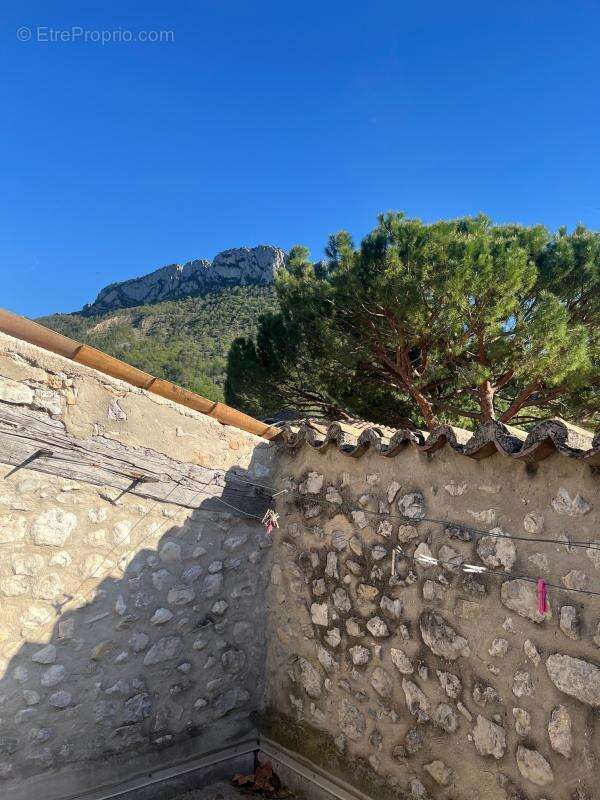 Appartement à BUIS-LES-BARONNIES