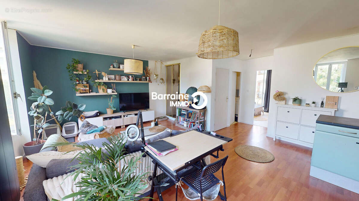Exclusivité à Brest Saint Michel : Charmant T2 lumineux à vendre ! - photo 7