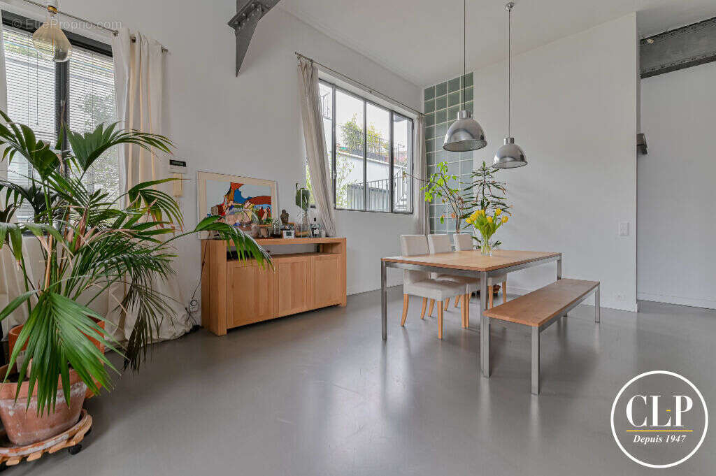 Commerce à MONTREUIL