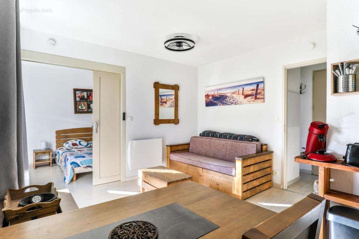 Appartement à AUREILHAN