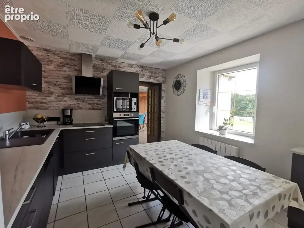 Maison 113 m² à Begard  - photo 7