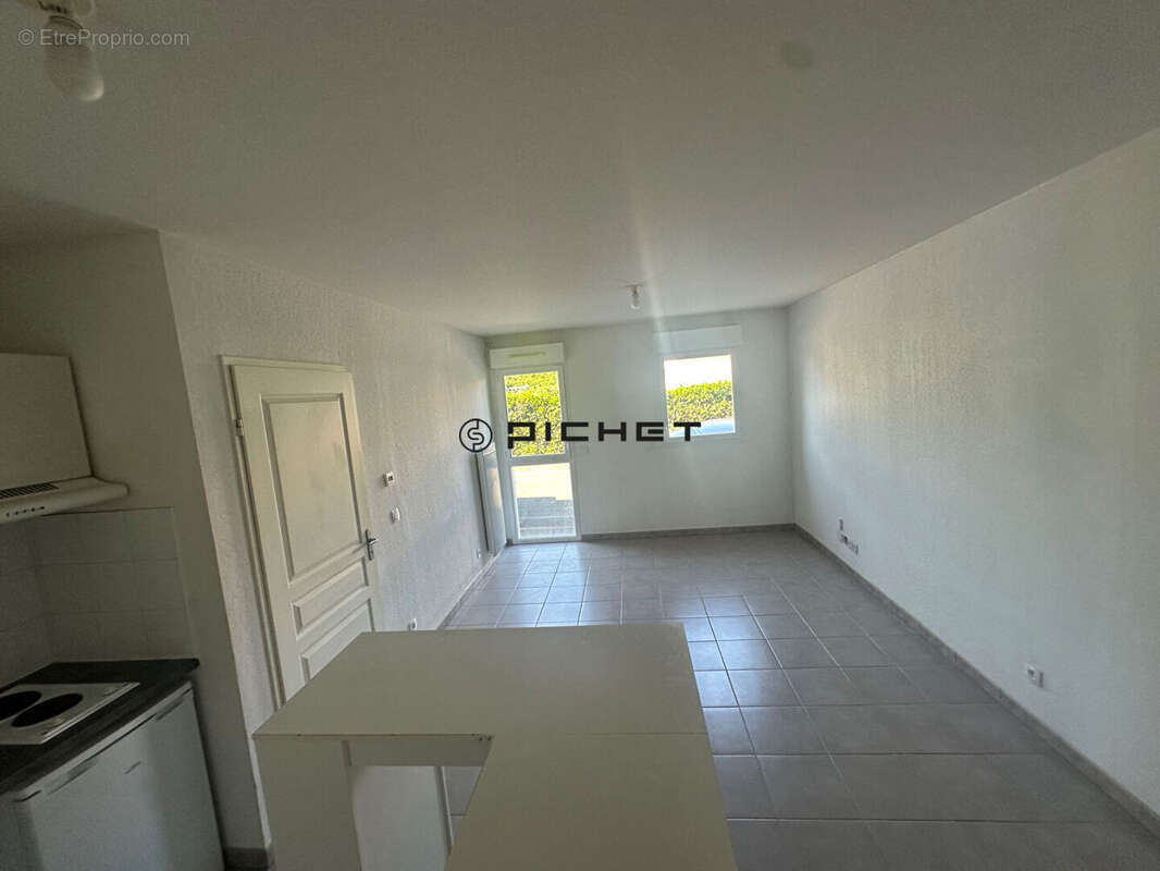 Appartement à VILLENAVE-D'ORNON