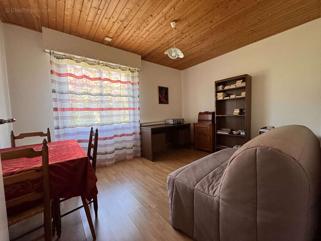 Maison à VENANSAULT