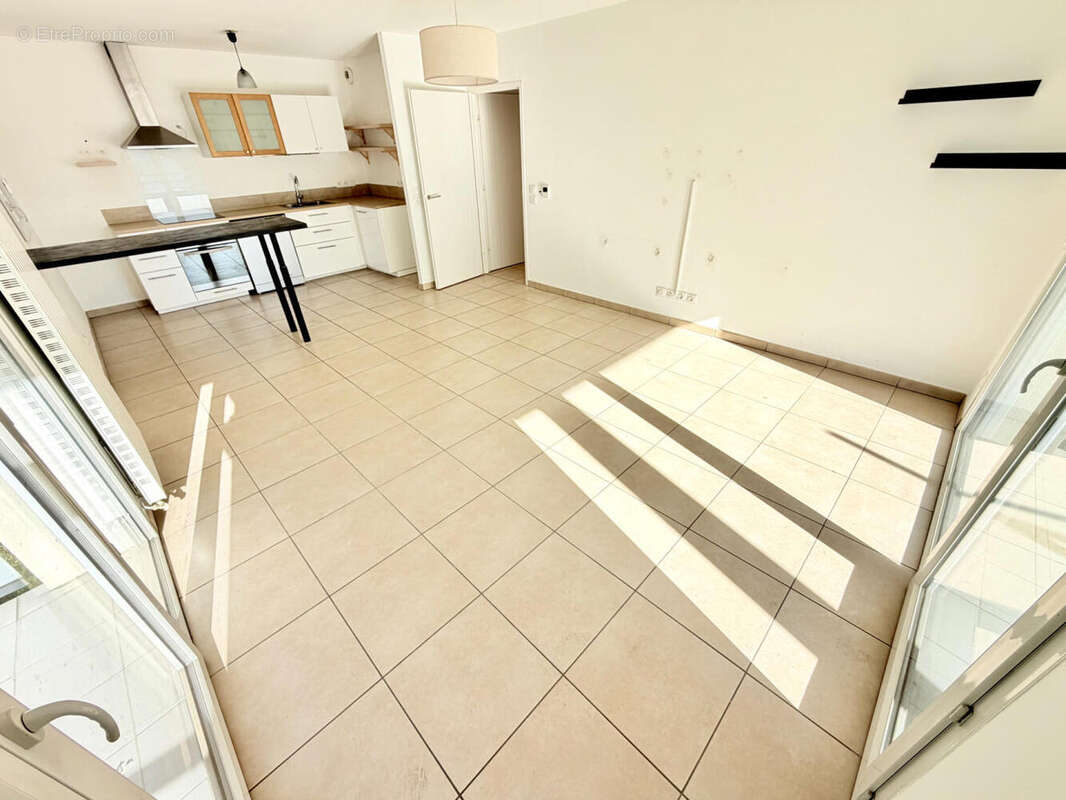 salon 2 - Appartement à SAINT-JULIEN-EN-GENEVOIS