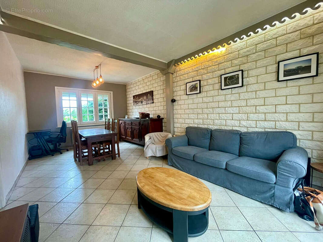 Maison à CORBEHEM