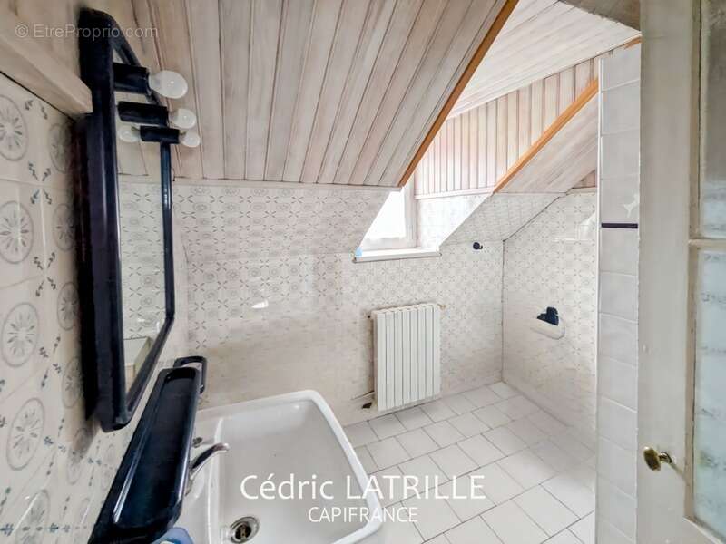 Maison Bourgeoise à vendre 11 pièces TARBES (65) - photo 17