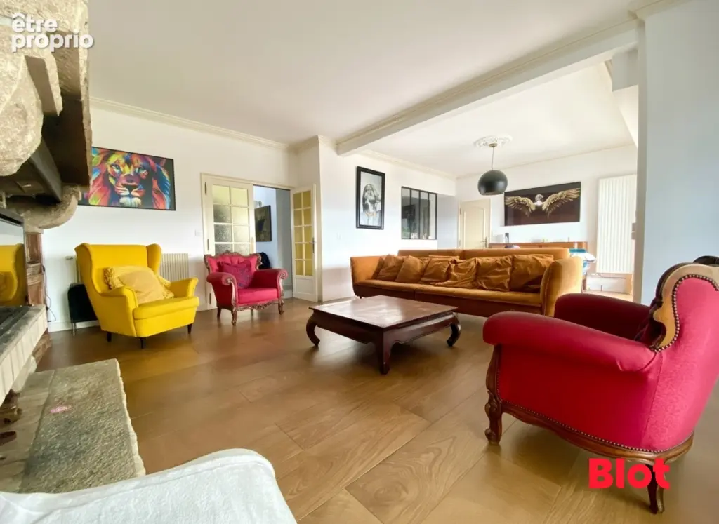 Maison 176 m² à Montauban-De-Bretagne  - photo 2