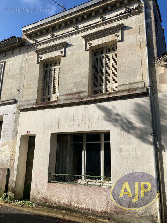 Maison à CISSAC-MEDOC