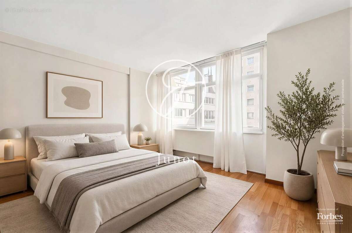 Appartement à PARIS-16E