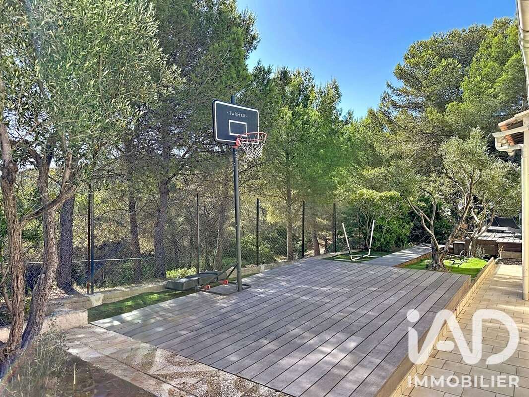 Maison 183 m² à Martigues  - photo 5