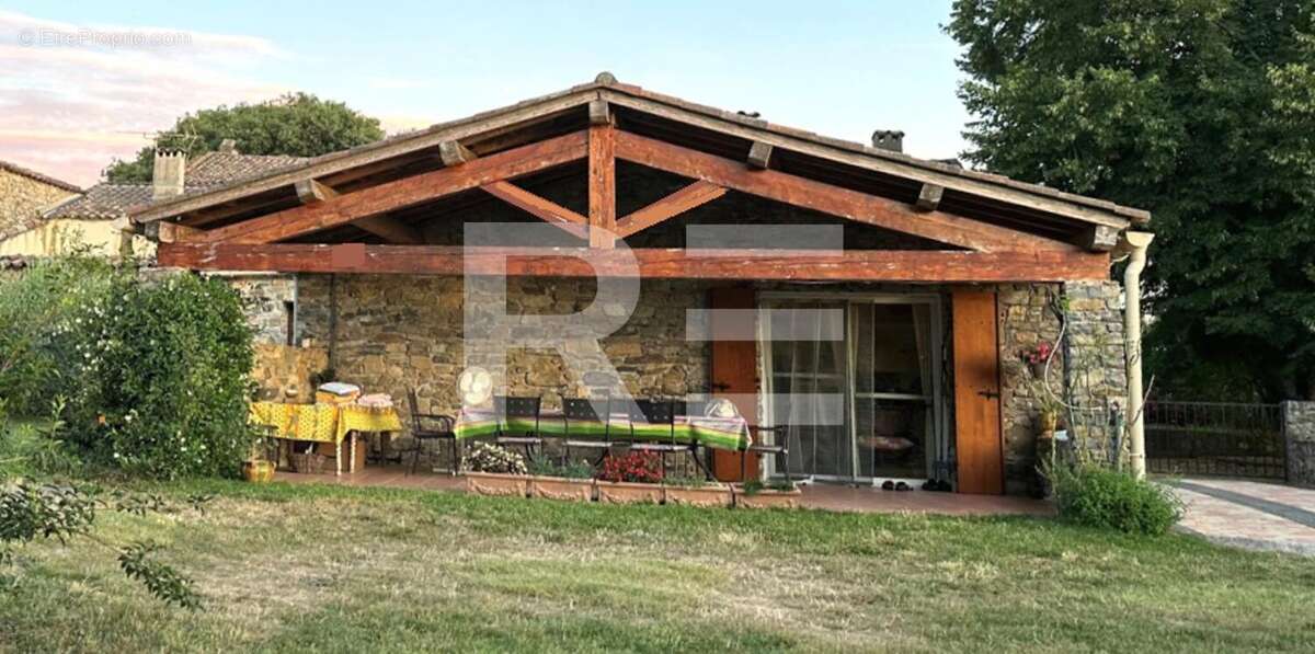 Maison à SAINT-FELIX-DE-PALLIERES