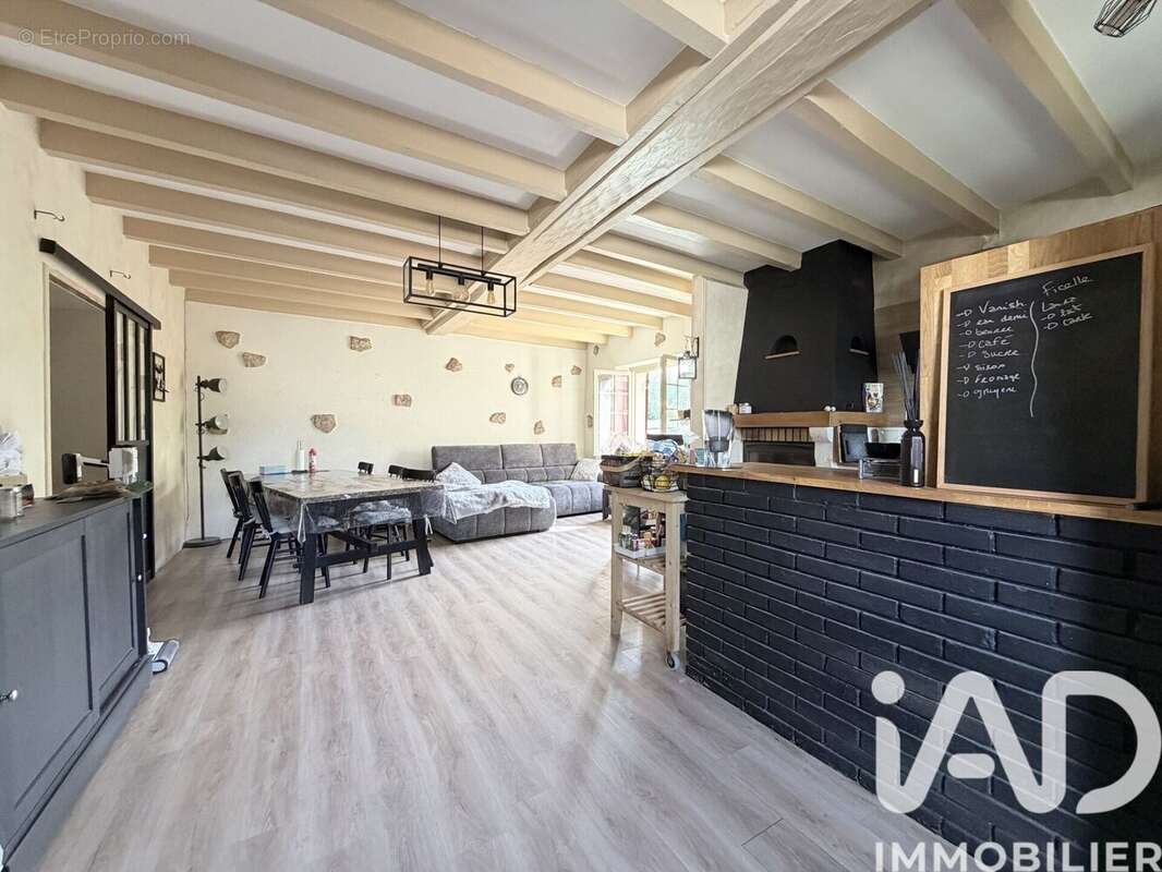 Photo 2 - Maison à EGLIGNY