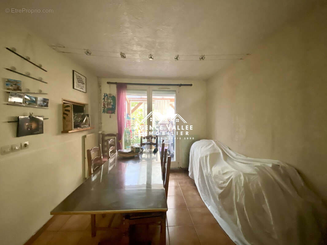 Maison à SAINT-PIERRE-DU-PERRAY