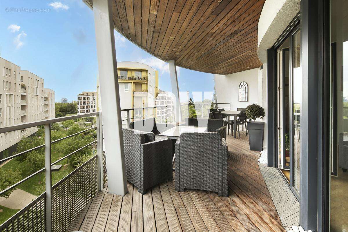 Appartement à ISSY-LES-MOULINEAUX