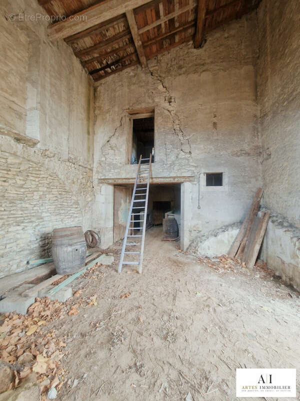 Maison à SAINT-MARCEL-LES-SAUZET