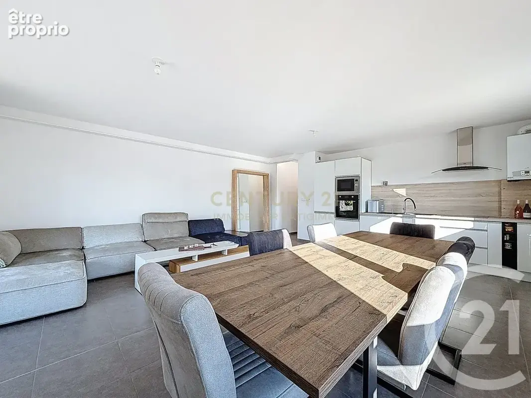 Appartement 4 pièces 86 m² à vendre à Bourgoin-Jallieu (38300) - photo 2