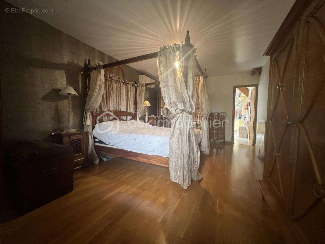 Maison à MAREUIL-LES-MEAUX