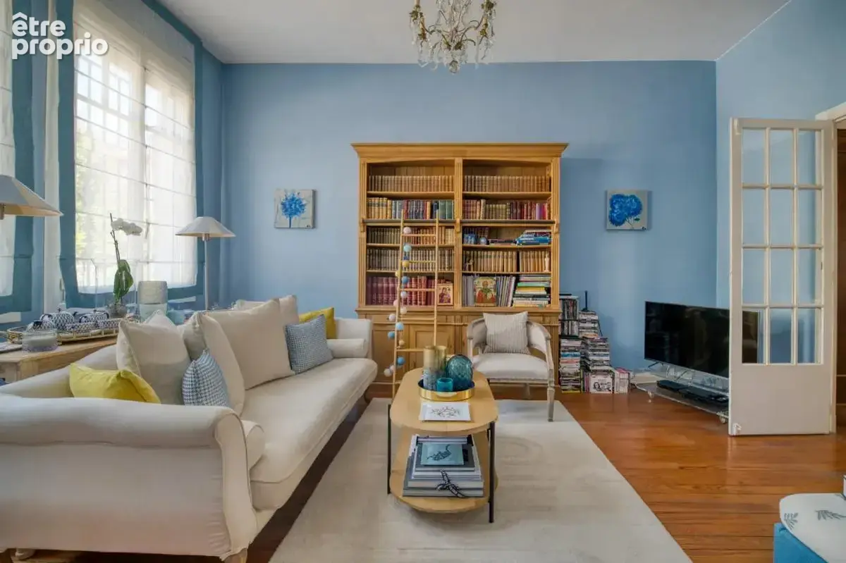 Maison de 8 pièces de 193 m² située à Toulouse - photo 3